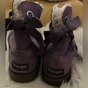 Koolaburra by UGG Lilac with Bows, Girls Size 2, suede great condition